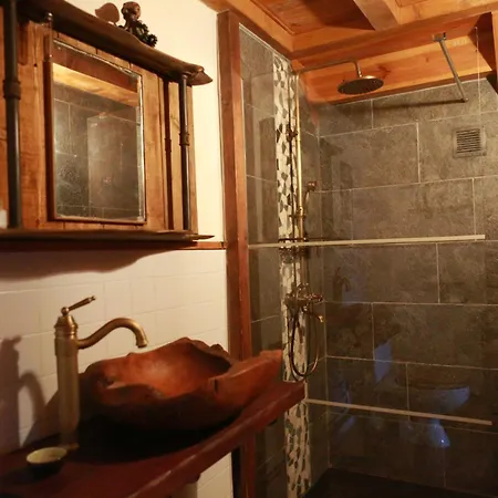 Chambre Steampunk Jules Vernes Bed & Breakfast *